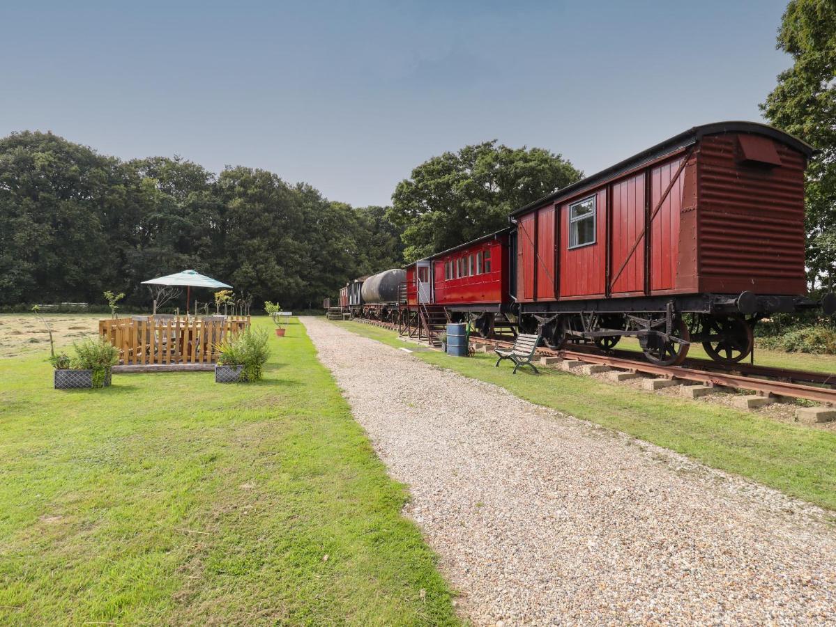 The Carriage At High Barn Heritage Halstead  Exterior foto
